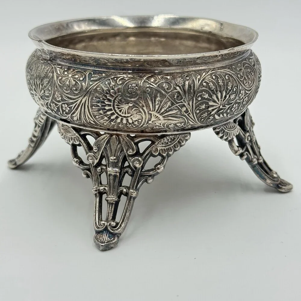 Antique Racine.SP. CO Silver Plate Salt Cellar Ornate Four Legs Rare 2.3”x 3.3”